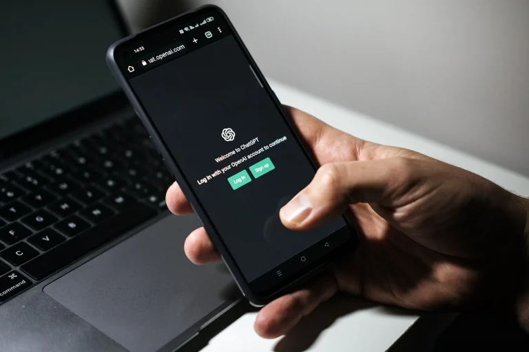 ChatGPT معطلی: اٹلی OpenAI کے اگلے اقدامات کے لیے رہنما خطوط فراہم کرتا ہے۔